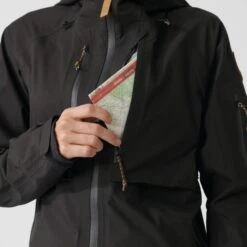 FJÄLLRÄVEN KEB ECO-SHELL JACKET W Damen - Hardshelljacke -Globetrotter Verkäufe 5637531856 e keb ecoshell jacket w fjaellraeven 24 1