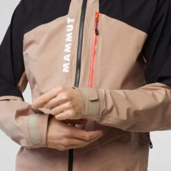 Mammut AENERGY AIR HS HOODED JACKET MEN Herren - Hardshelljacke -Globetrotter Verkäufe 5637874542 o aenergy air hs hooded jacket men mammut 24